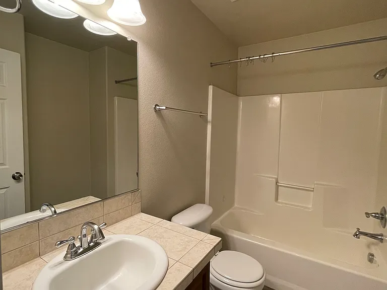 4864 SE Lone Oak St — Photo 11