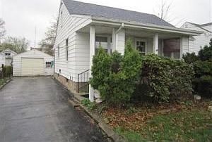 1st image of 2013 Brownlee Ave