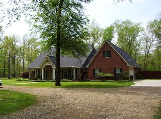 1105 Deerwood St, Ashdown, AR 71822