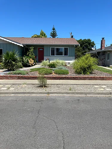 1742 Sequoia St Photo 1