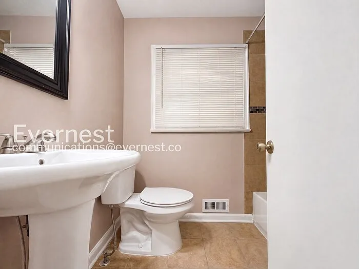 797 Casplan St SW — Photo 9