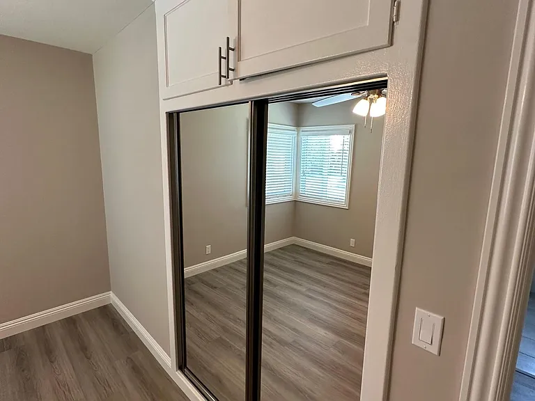 5235 Acacia St — Photo 10