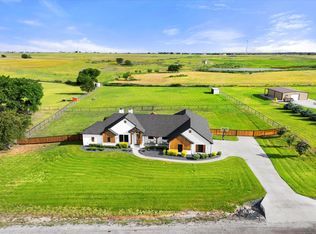 1074 Pioneer Xing, Weatherford, TX 76088