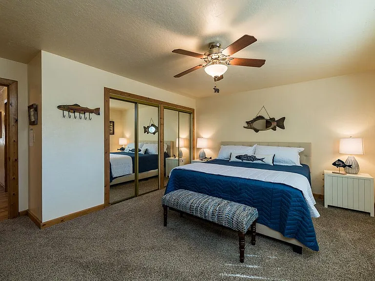3130 Fabian Way — Photo 17