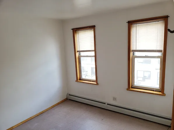 84-13 52nd Ave #2R, Elmhurst, NY 11373