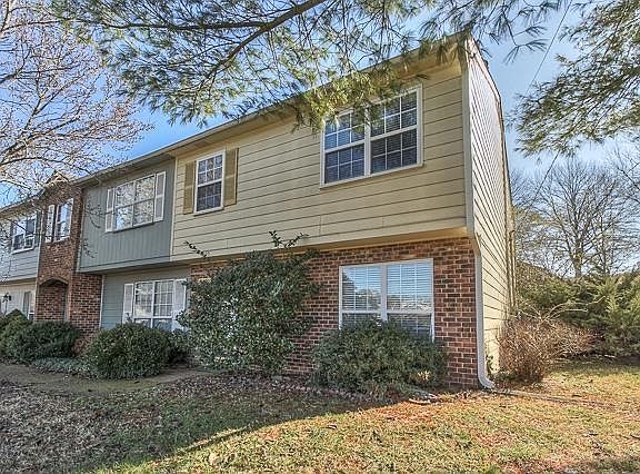 Exterior - has been since painted blue