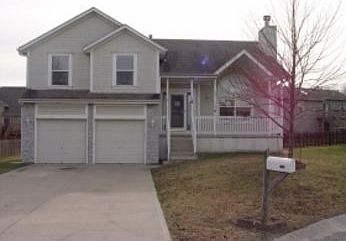 1st image of 110 NE Red Bridge Ct #C