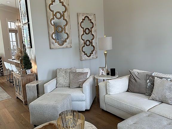 3rd image of 102 Soundview Way