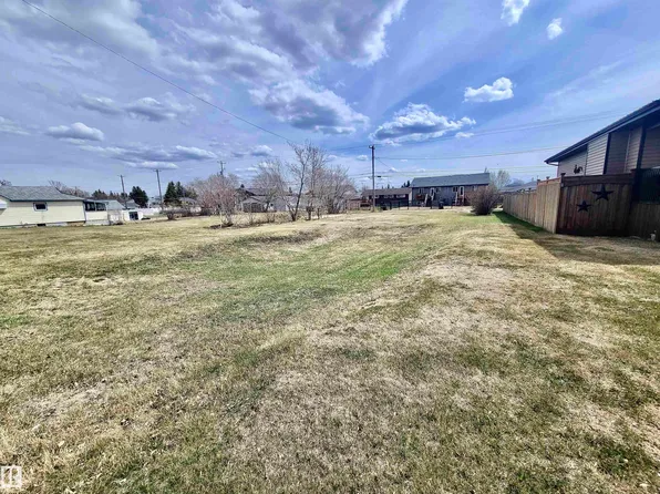 4921 47th Ave, Saint Paul, AB T0A 3A4