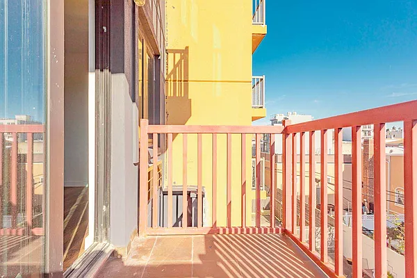 Rented by The InHouse Group | media 31