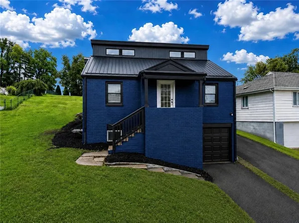 11690 Center St, North Huntingdon, PA 15642