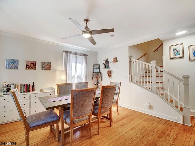 285 Claremont Ave #2 — Photo 1