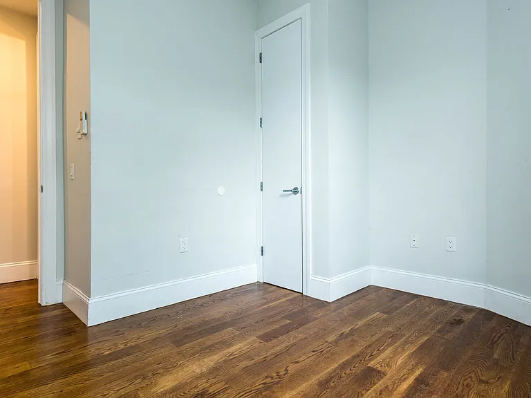 1635 Putnam Ave #5D — Photo 21