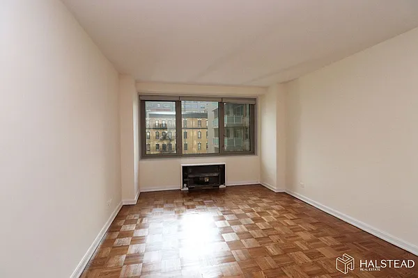 Rented by Halstead Real Estate | media 7