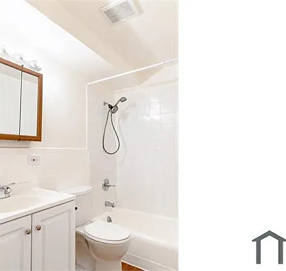 1375 Everett Ct #204 — Photo 6