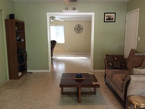 5th image of 5316 Angeles Ave