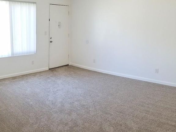 5th image of 1152 Oliver Ave APT 4