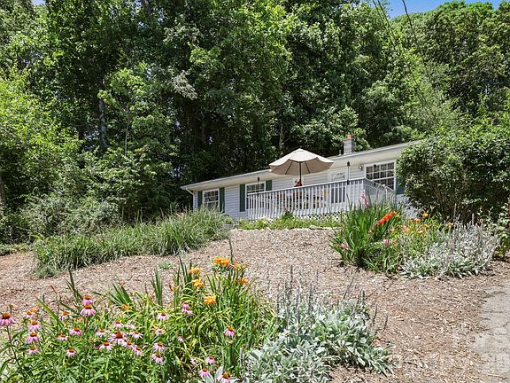 5th image of 658 Enka Lake Rd