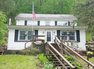 1670 S Delaware Dr, Easton, PA 18042