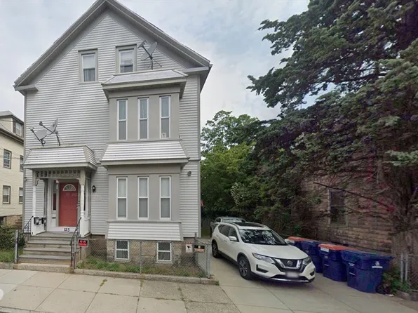 123 Campbell St, New Bedford, MA 02740