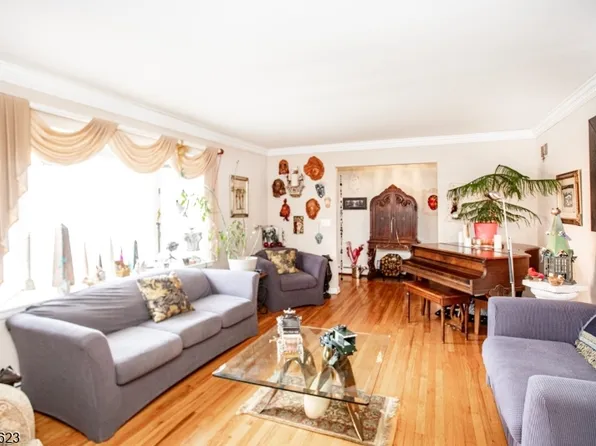 41 Orchard Pl, Hawthorne Boro, NJ 07506