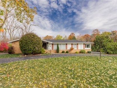 29849 S Woodland Rd, Pepper Pike, OH, 44124
