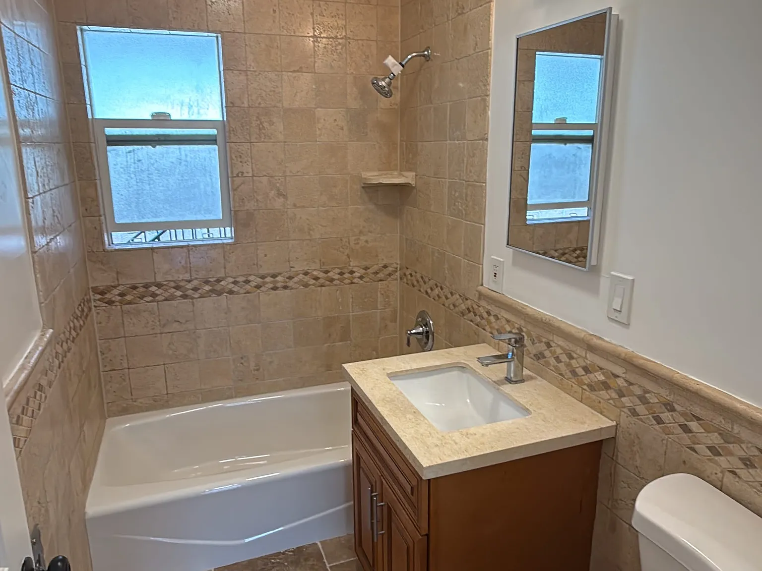 Studio, 450 sqft, $1,250 — Photo 4