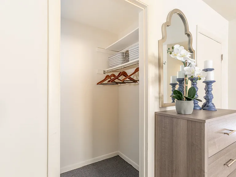 Lawyers Hill Apartments — Photo 3