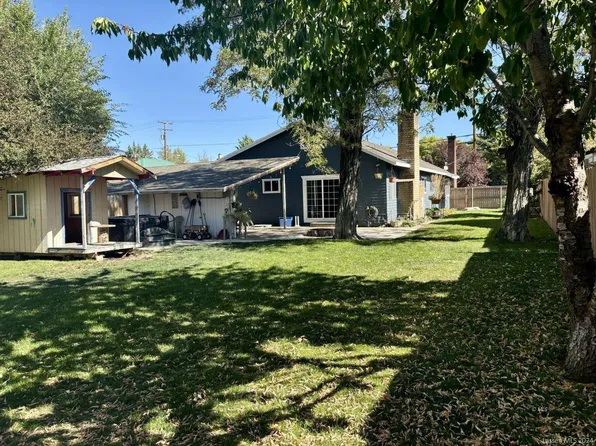 605 N East St, Alturas, CA 96101