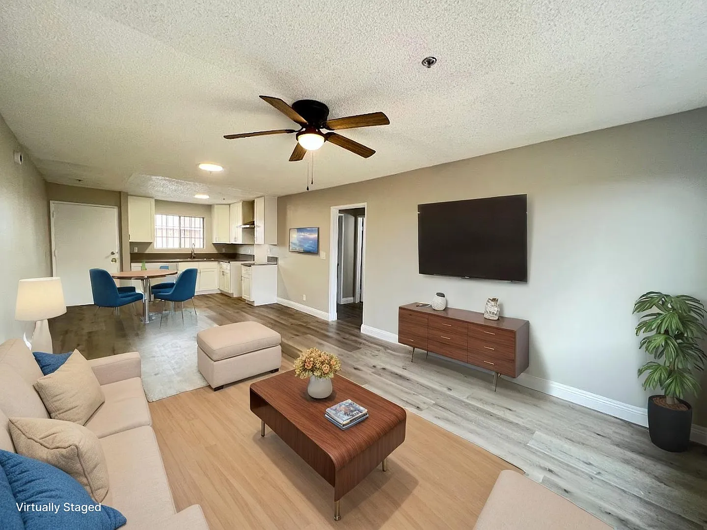 8307 S. Figueroa Street — Photo 2