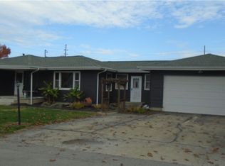 2009 King St, Tilton, IL 61833