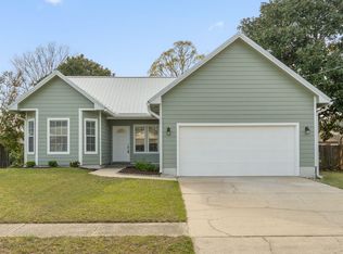 2253 Fulva Dr, Navarre, FL 32566