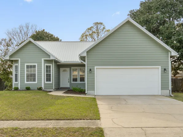 2253 Fulva Dr, Navarre, FL 32566