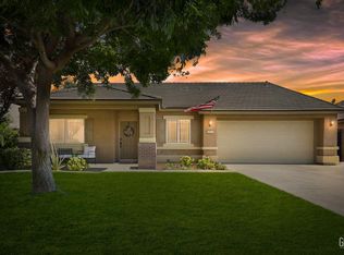 13111 Ridgeway Meadows Dr, Bakersfield, CA 93314