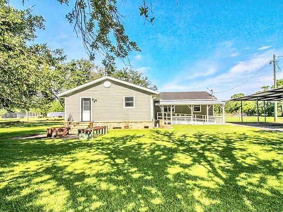2nd image of 10476 Dogwood Dr