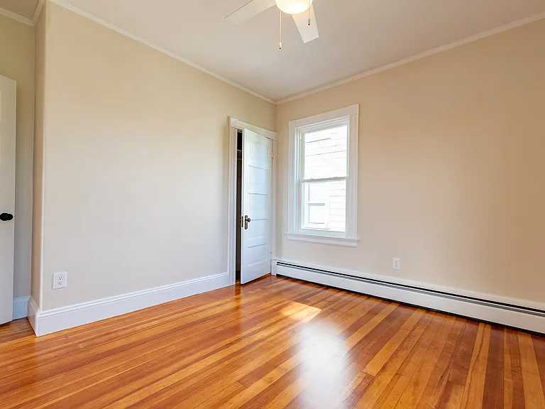 71-73 Vandewater St #2 — Photo 9
