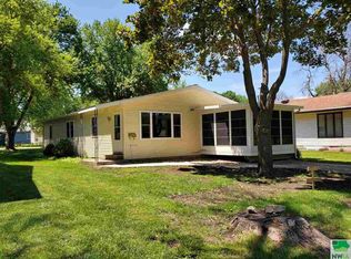 314 Lake St, Alta, IA 51002