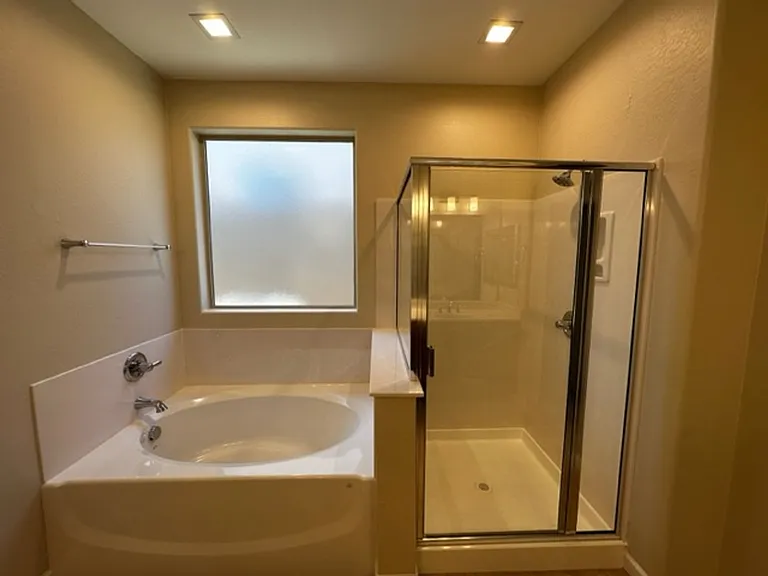 840 Eugene Rd — Photo 8