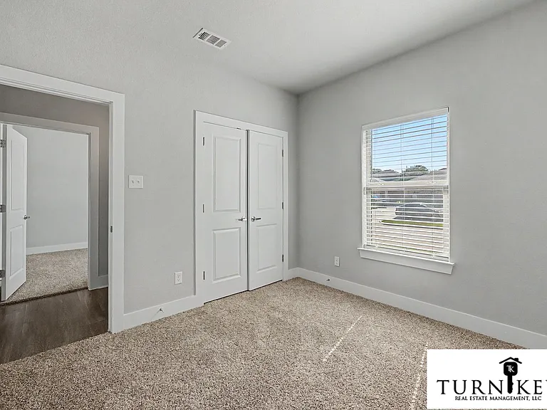 220 Stewart Bend Ct — Photo 20