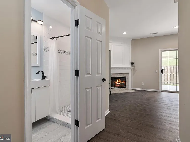 16877 Jed Forest Ln — Photo 6
