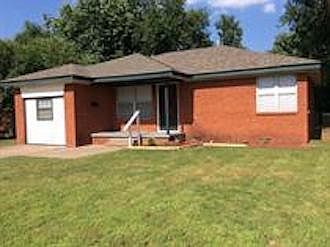 1st image of 2420 Becker Pl