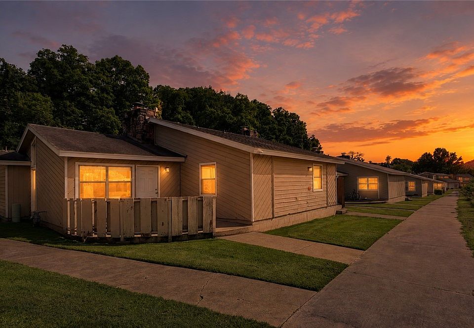 1st image of 13799 Turnberry Ln #116