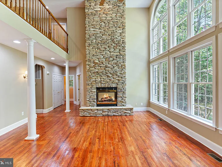 45105 Mill Creek Way — Photo 29