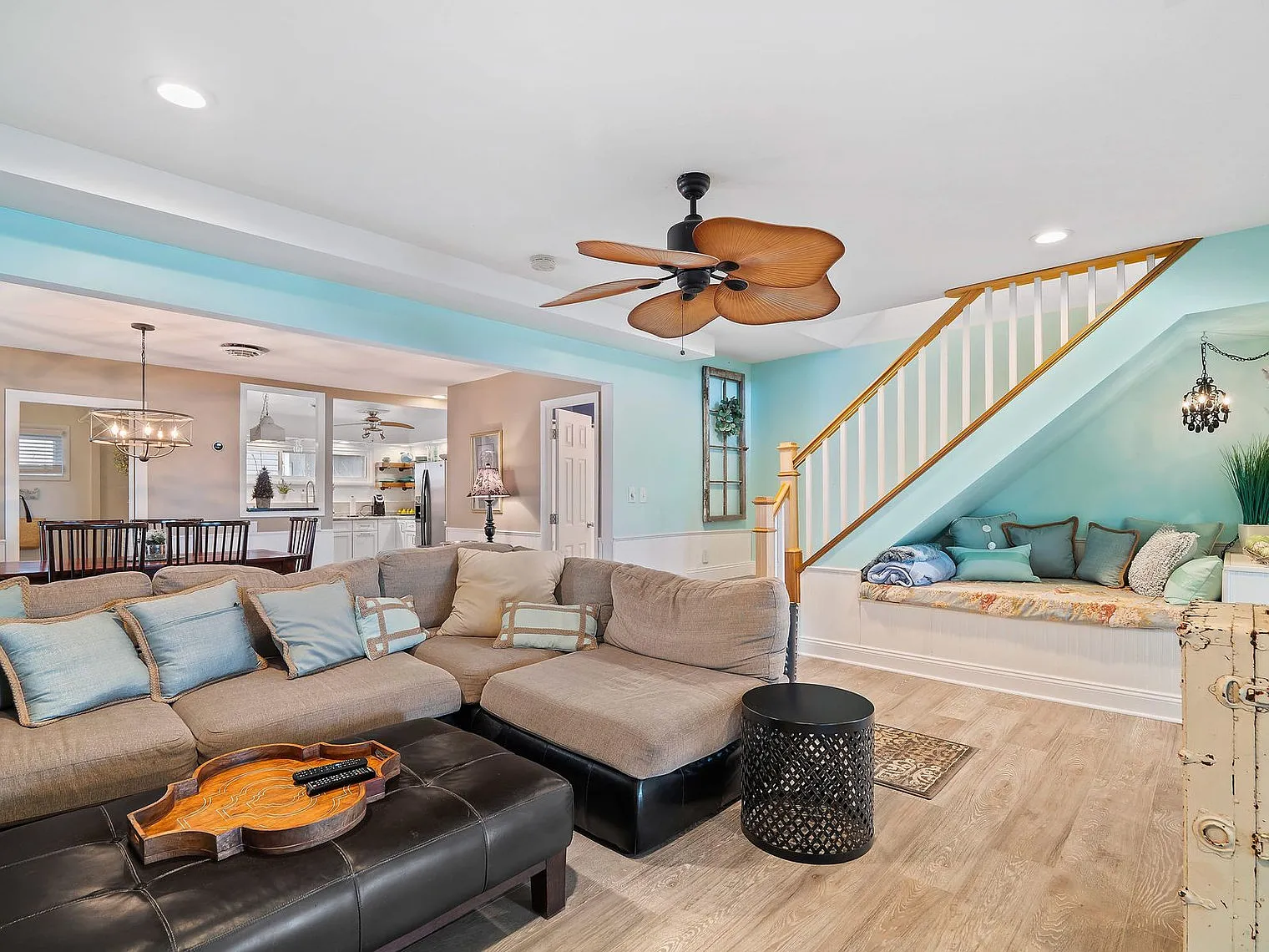 5 bed, 3.0 bath, 2669 sqft, $8,347 — Photo 1