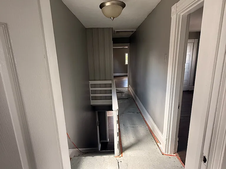2914 Glasgow St — Photo 8