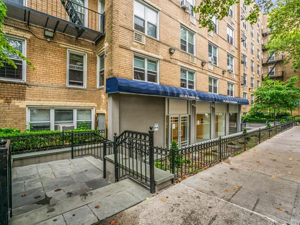 142-20 Franklin Avenue #2G, Flushing, NY 11355