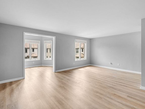 3rd image of 108 Norton Ave APT 22