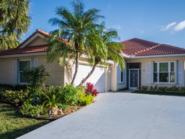 129 Lost Bridge Drive, Palm Beach Gardens, FL 33410