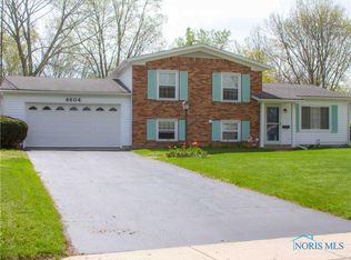 4604 Wickford Dr, Sylvania, OH 43560