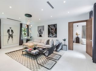725 W 49th St #725, Miami Beach, FL 33140